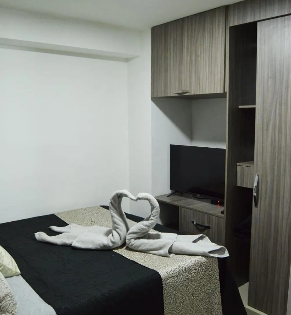 Como En Casa Itagui 0*,  Colombia